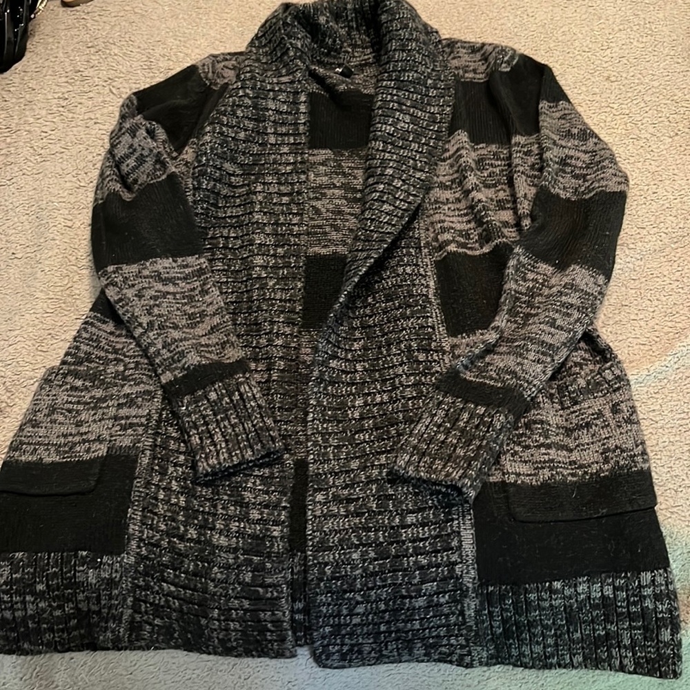 Cardigan sweater